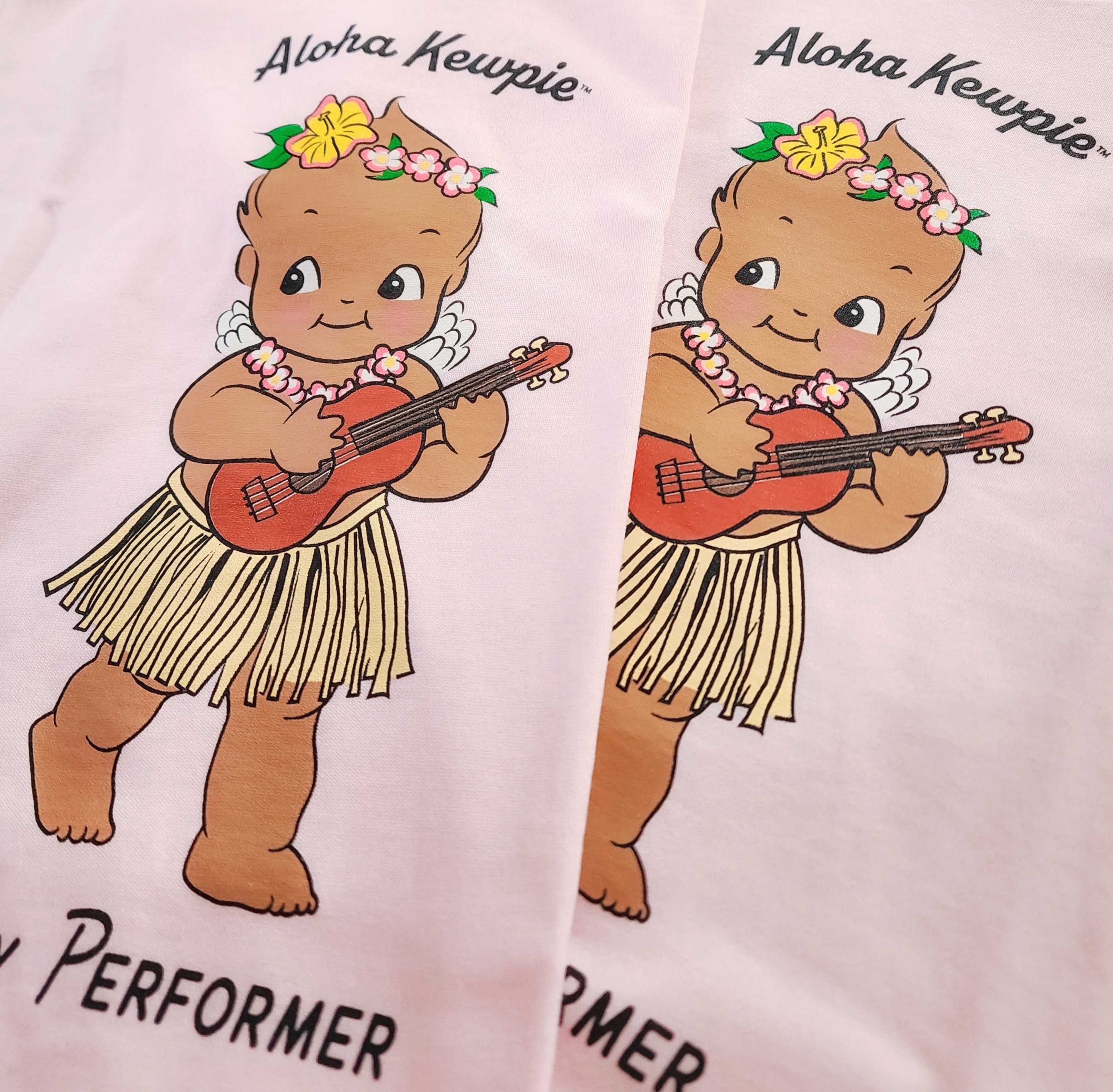 Kewpie「Tiny Performer」キッズTシャツ（子ども用）